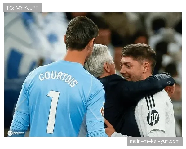 巴尔韦德客串右后卫显全能 皇马中场覆盖攻防两端 巴尔韦德客串右后卫显全能 皇马中场覆盖攻防两端