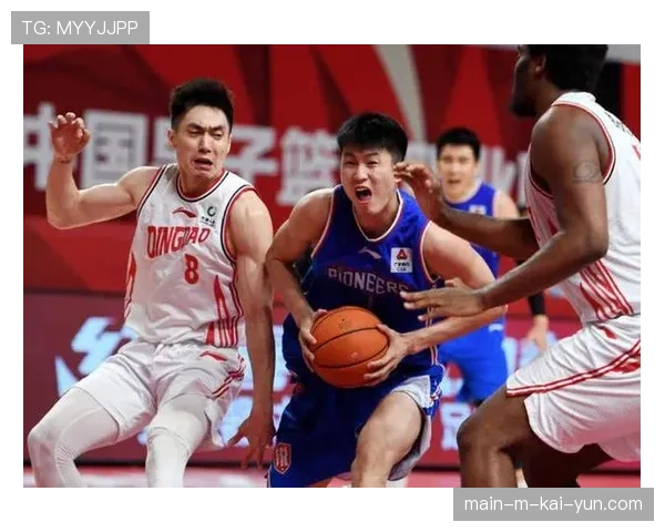 青岛外线火力全开 三分球命中率超四成击溃福建 青岛外线火力全开 三分球命中率超四成击溃福建